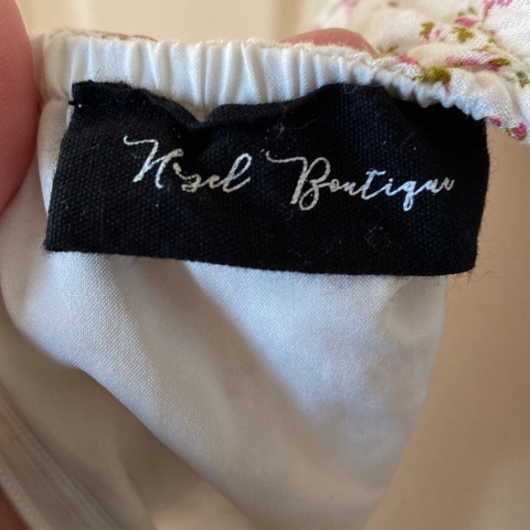 Women’s Size Small Strappy Floral Sundress with VNeckline — So Pretty For Summer - Picture 8 of 10